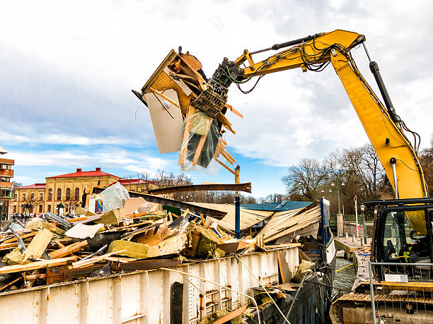 Best Garage Cleanout Services  in Raymond, MS